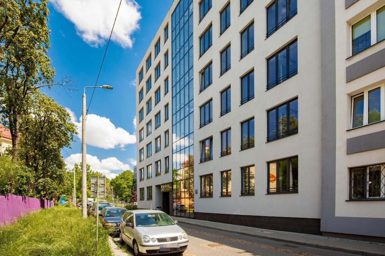 Wola Pet-Friendly Apartments With Ac Slawinska By Noclegi Renters وارسو المظهر الخارجي الصورة